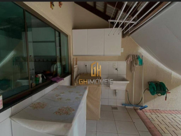 Imagem Sobrado com 3 Quartos à Venda, 150 m² em Vila Jardim Vitória - Goiânia