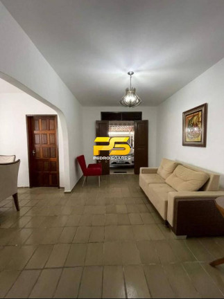 Imagem Casa com 7 Quartos à Venda, 225 m² em Centro - Campina Grande Imagem Casa com 7 Quartos à Venda, 225 m² em Centro - Campina Grande