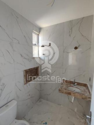 Imagem Casa com 5 Quartos à Venda, 150 m² em Sapiranga - Fortaleza Imagem Casa com 5 Quartos à Venda, 150 m² em Sapiranga - Fortaleza