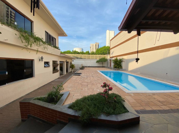 Imagem Sobrado com 5 Quartos para Alugar, 700 m² em Quilombo - Cuiabá