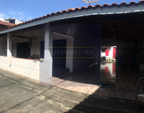 Casa com 3 Quartos à Venda, 220 m² em Varadouro - São Sebastião