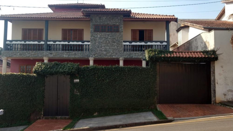 Casa com 6 Quartos à Venda, 640 m² em Colina Verde - Tatuí