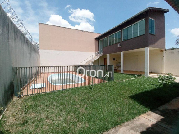 Casa com 3 Quartos à Venda, 245 m² em Jardim Mariliza - Goiânia