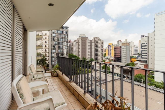 Imagem Imóvel com 3 Quartos à Venda, 165 m² em Moema - São Paulo