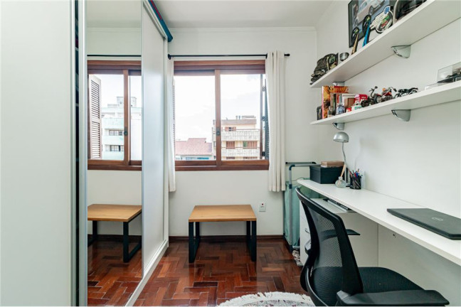 Imagem Imóvel com 2 Quartos à Venda, em Jardim Itu - Porto Alegre Imagem Imóvel com 2 Quartos à Venda, em Jardim Itu - Porto Alegre
