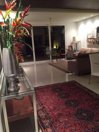 Imagem Casa com 4 Quartos à Venda, 350 m² em Vila Costa - Taubaté Imagem Casa com 4 Quartos à Venda, 350 m² em Vila Costa - Taubaté