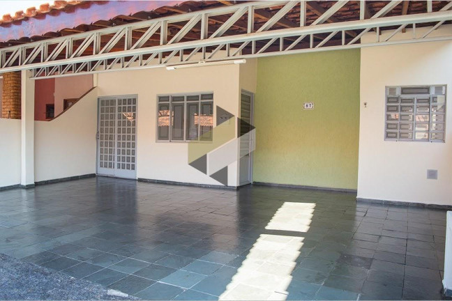 Imagem Casa com 3 Quartos à Venda, 105 m² em Vila Barcelona - Sorocaba Imagem Casa com 3 Quartos à Venda, 105 m² em Vila Barcelona - Sorocaba