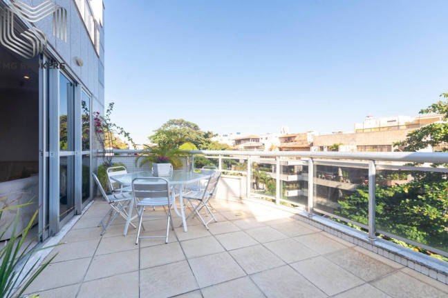 Imagem Imóvel com 5 Quartos à Venda, 320 m² em Barra Da Tijuca - Rio De Janeiro