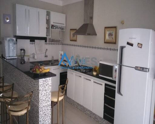 Casa com 3 Quartos à Venda, 300 m² em Santa Terezinha - São Bernardo Do Campo