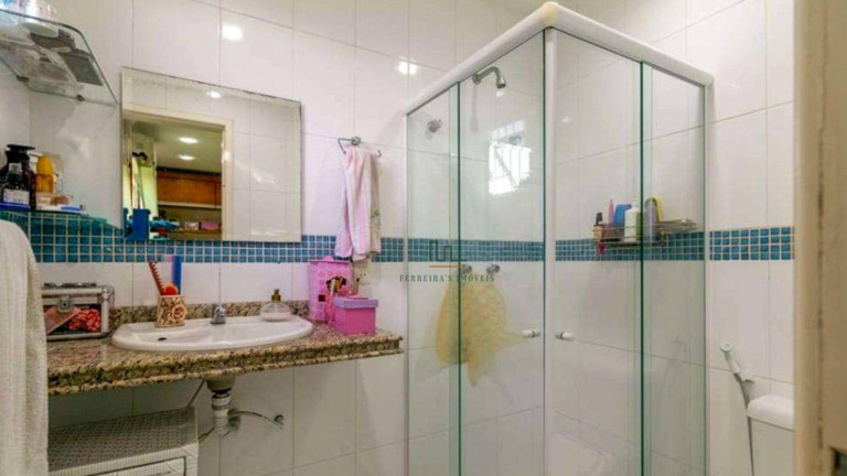 Imagem Casa com 3 Quartos à Venda, 310 m² em Piratininga - Niterói