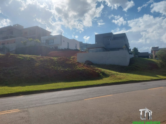Terreno à Venda, 735 m² em Condomínio Residencial Campos Do Conde - Bragança Paulista