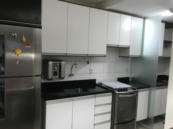 Imagem Apartamento com 2 Quartos à Venda, 56 m² em Vila De Abrantes - Lauro De Freitas