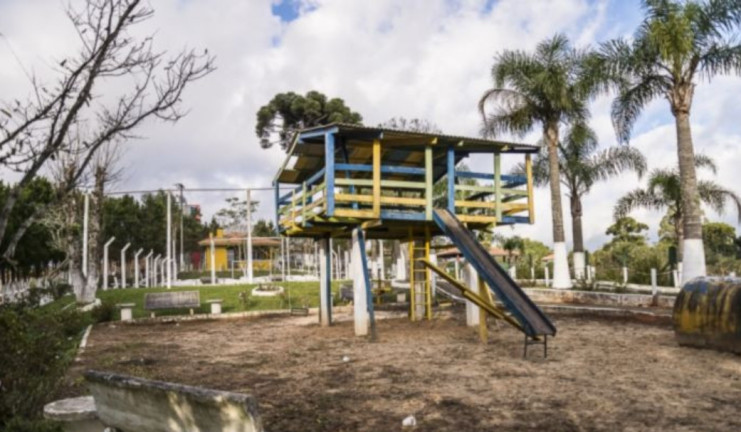 Imagem Imóvel com 3 Quartos à Venda, 36.300 m² em Roça Velha - São José Dos Pinhais Imagem Imóvel com 3 Quartos à Venda, 36.300 m² em Roça Velha - São José Dos Pinhais