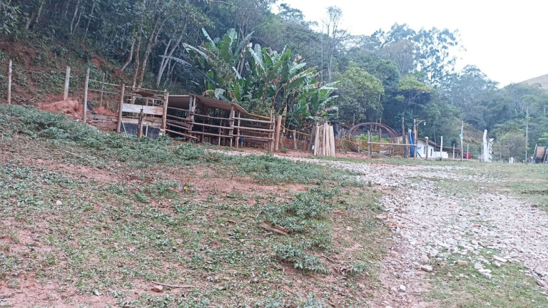 Chácara com 2 Quartos à Venda, 250 m² em Centro - Paraibuna