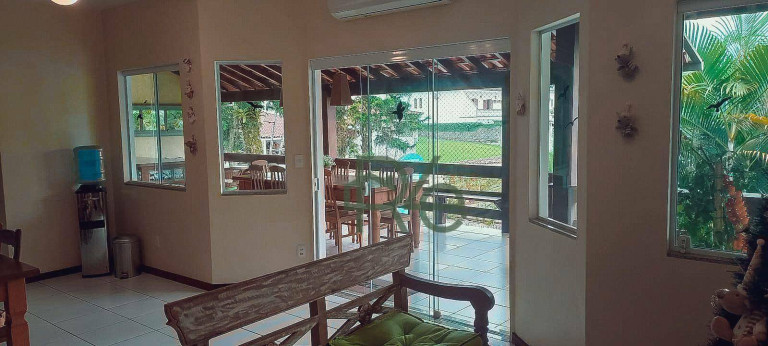 Imagem Casa com 4 Quartos à Venda, 250 m² em Bracuí - Angra Dos Reis