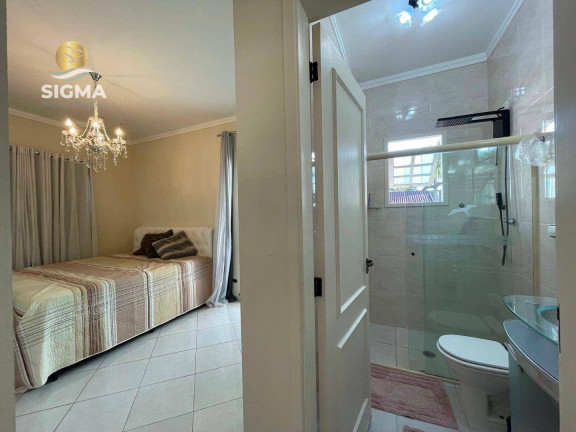 Imagem Casa com 5 Quartos à Venda, 220 m² em Pernambuco Ii - Guarujá Imagem Casa com 5 Quartos à Venda, 220 m² em Pernambuco Ii - Guarujá