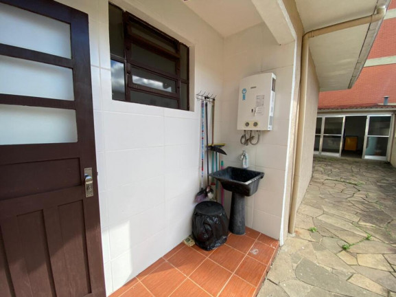 Imagem Casa com 3 Quartos à Venda, 200 m² em Jardim Itu - Porto Alegre