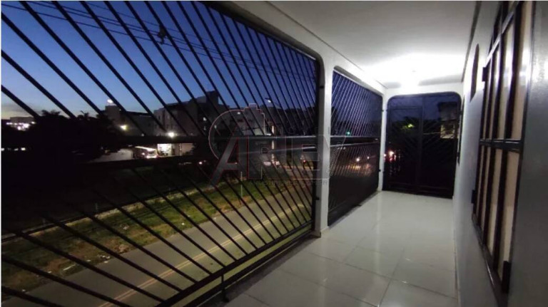 Imagem Casa com 5 Quartos à Venda, em Canelas - Montes Claros Imagem Casa com 5 Quartos à Venda, em Canelas - Montes Claros