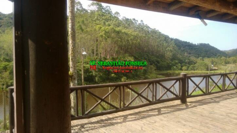 Imagem Chácara com 4 Quartos à Venda, 50 m² em Centro - Paraibuna Imagem Chácara com 4 Quartos à Venda, 50 m² em Centro - Paraibuna