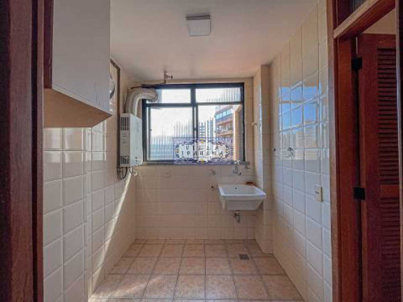 Imagem Apartamento com 4 Quartos à Venda, 150 m² em Icaraí - Niterói