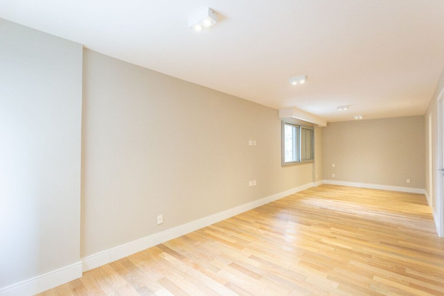Imagem Apartamento com 2 Quartos à Venda, 161 m² em Moema - São Paulo