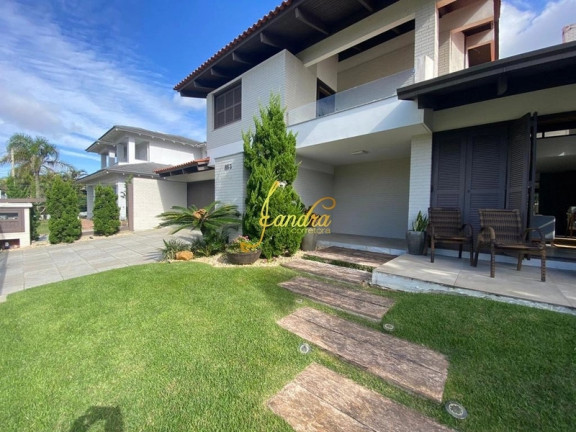 Imagem Casa com 5 Quartos à Venda, 300 m² em Atlantida - Xangri-la