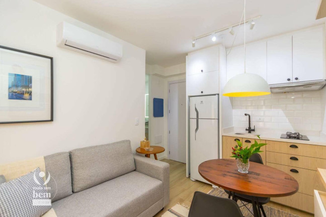 Imagem Apartamento com 1 Quarto à Venda, 24 m² em Centro - Curitiba