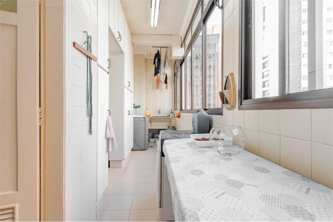 Imagem Imóvel com 3 Quartos à Venda, 244 m² em Santa Cecília - São Paulo Imagem Imóvel com 3 Quartos à Venda, 244 m² em Santa Cecília - São Paulo