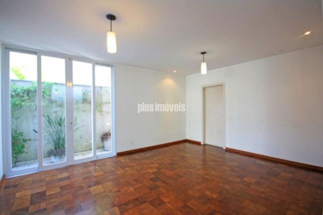 Imagem Casa com 5 Quartos à Venda, 572 m² em Jardim Paulista - São Paulo Imagem Casa com 5 Quartos à Venda, 572 m² em Jardim Paulista - São Paulo