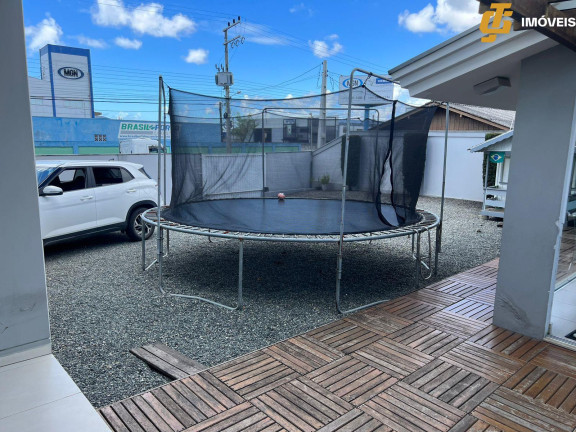 Imagem Casa com 3 Quartos à Venda,  em Salseiros - Itajaí