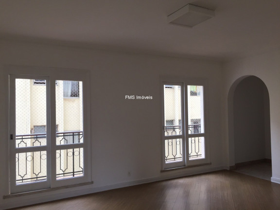 Imagem Imóvel com 2 Quartos à Venda, 135 m² em Cerqueira César - São Paulo Imagem Imóvel com 2 Quartos à Venda, 135 m² em Cerqueira César - São Paulo