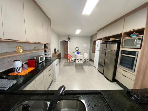 Imagem Cobertura com 3 Quartos à Venda, 510 m² em Vila Tupi - Praia Grande