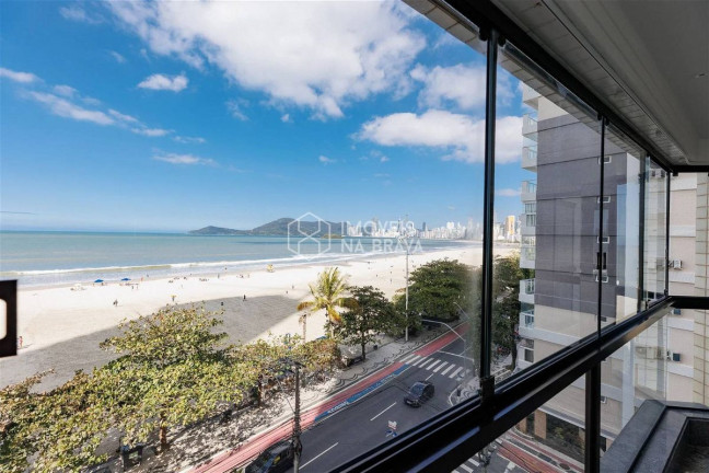 Imagem Apartamento com 3 Quartos para Alugar, 150 m² em Centro - Balneário Camboriú Imagem Apartamento com 3 Quartos para Alugar, 150 m² em Centro - Balneário Camboriú