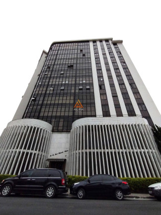 Apartamento com 4 Quartos à Venda, 223 m²