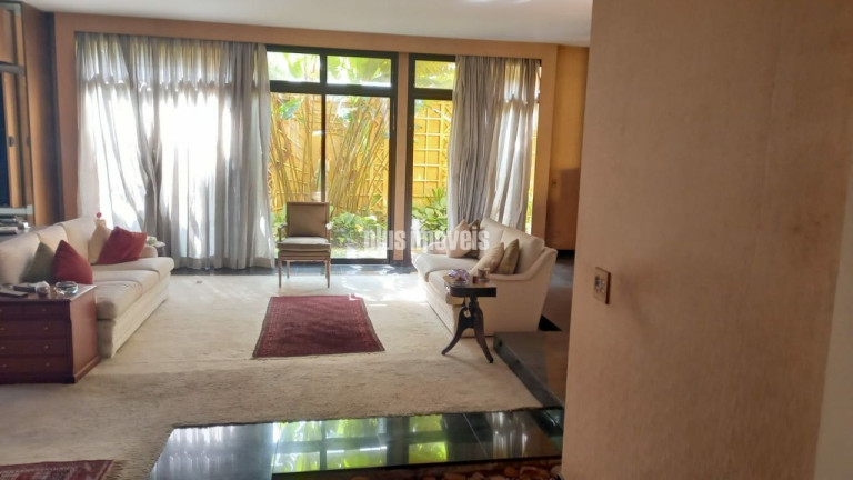 Imagem Casa com 4 Quartos à Venda, 770 m² em Cidade Jardim - São Paulo Imagem Casa com 4 Quartos à Venda, 770 m² em Cidade Jardim - São Paulo