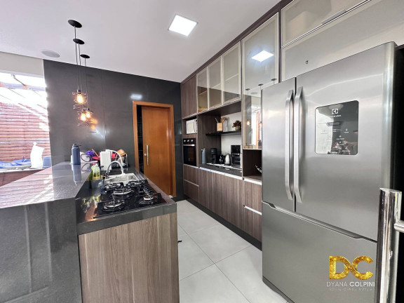 Imagem Casa com 3 Quartos à Venda, 202 m² em Cristo Rei - Várzea Grande