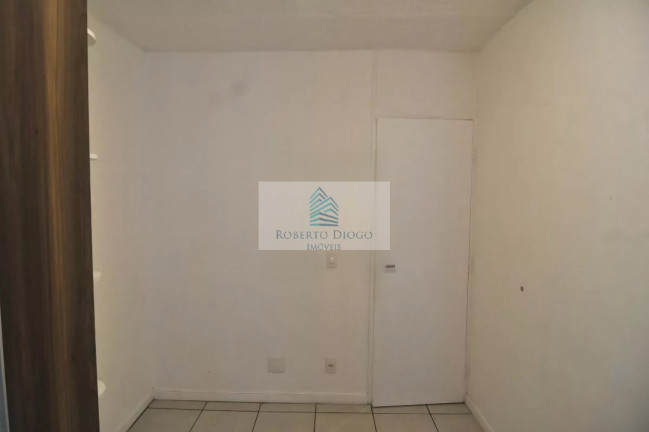 Imagem Imóvel com 2 Quartos à Venda, 46 m² em Camorim - Rio De Janeiro Imagem Imóvel com 2 Quartos à Venda, 46 m² em Camorim - Rio De Janeiro