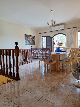 Imagem Casa com 3 Quartos à Venda, 250 m² em Bragança Paulista