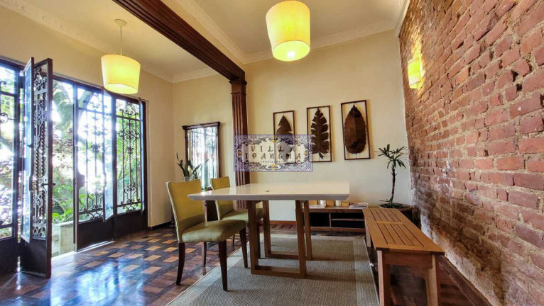 Imagem Imóvel com 5 Quartos à Venda, 300 m² em Lagoa - Rio De Janeiro Imagem Imóvel com 5 Quartos à Venda, 300 m² em Lagoa - Rio De Janeiro