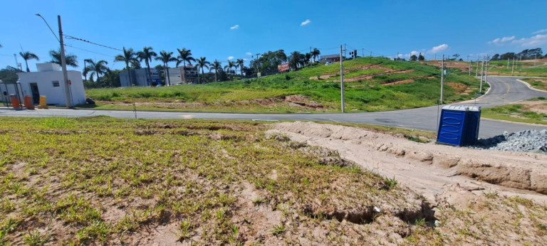 Imagem Terreno à Venda, 205 m² em Parque Nova Jandira - Barueri Imagem Terreno à Venda, 205 m² em Parque Nova Jandira - Barueri