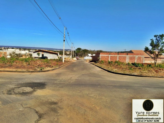Imóvel à Venda, 360 m² em Centro - Caldas Novas