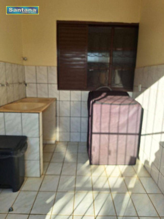 Imagem Casa com 3 Quartos à Venda, 160 m² em Bandeirantes - Caldas Novas Imagem Casa com 3 Quartos à Venda, 160 m² em Bandeirantes - Caldas Novas