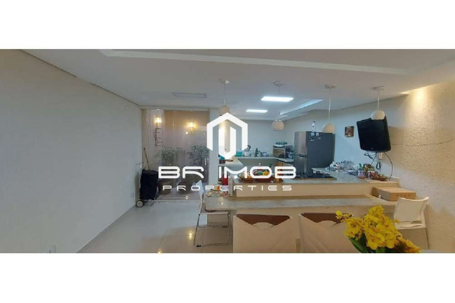 Imagem Casa com 4 Quartos à Venda, 300 m² em Cambuci - São Paulo Imagem Casa com 4 Quartos à Venda, 300 m² em Cambuci - São Paulo