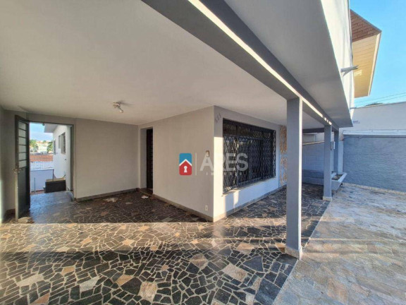 Casa com 3 Quartos para Alugar, 180 m² em Vila Rehder - Americana