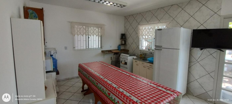 Imagem Casa com 3 Quartos para Alugar,  em Praia Da Pinheira - Palhoça