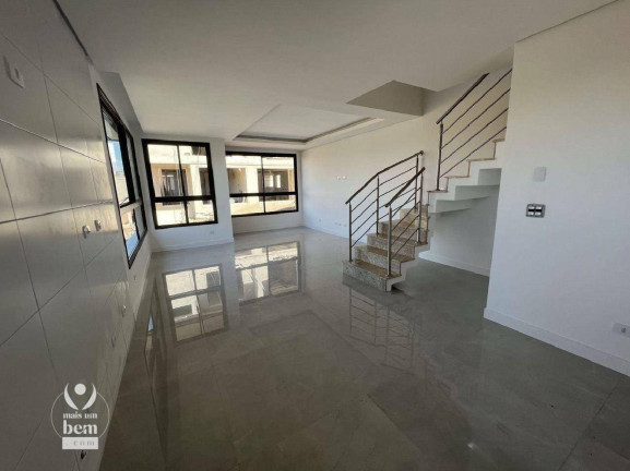 Imagem Sobrado com 3 Quartos à Venda, 104 m² em Tingui - Curitiba