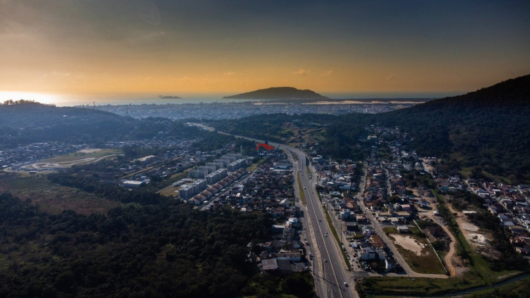 Imagem Terreno à Venda, 4.174 m² em Vargem Grande - Florianópolis Imagem Terreno à Venda, 4.174 m² em Vargem Grande - Florianópolis