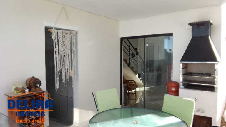 Imagem Casa com 3 Quartos à Venda, 140 m² em Canjica (terra Preta) - Mairiporã