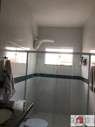 Imagem Casa com 3 Quartos à Venda, 360 m² em Araruama Imagem Casa com 3 Quartos à Venda, 360 m² em Araruama