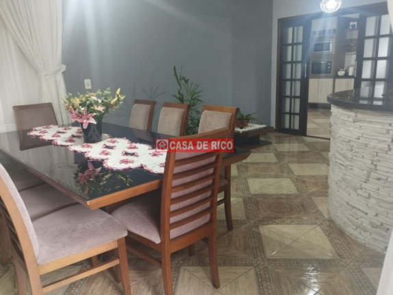 Imagem Casa com 1 Quarto à Venda, 60 m² em Alto Boqueirão - Curitiba Imagem Casa com 1 Quarto à Venda, 60 m² em Alto Boqueirão - Curitiba